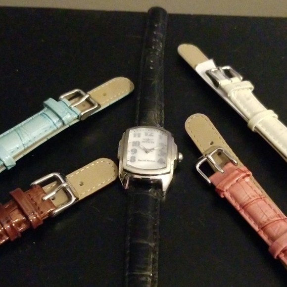 Watch - Picture 1 of 3